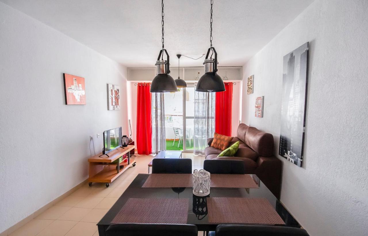 Vera La Medina Apartamento Con Terraza Privada Luaran gambar